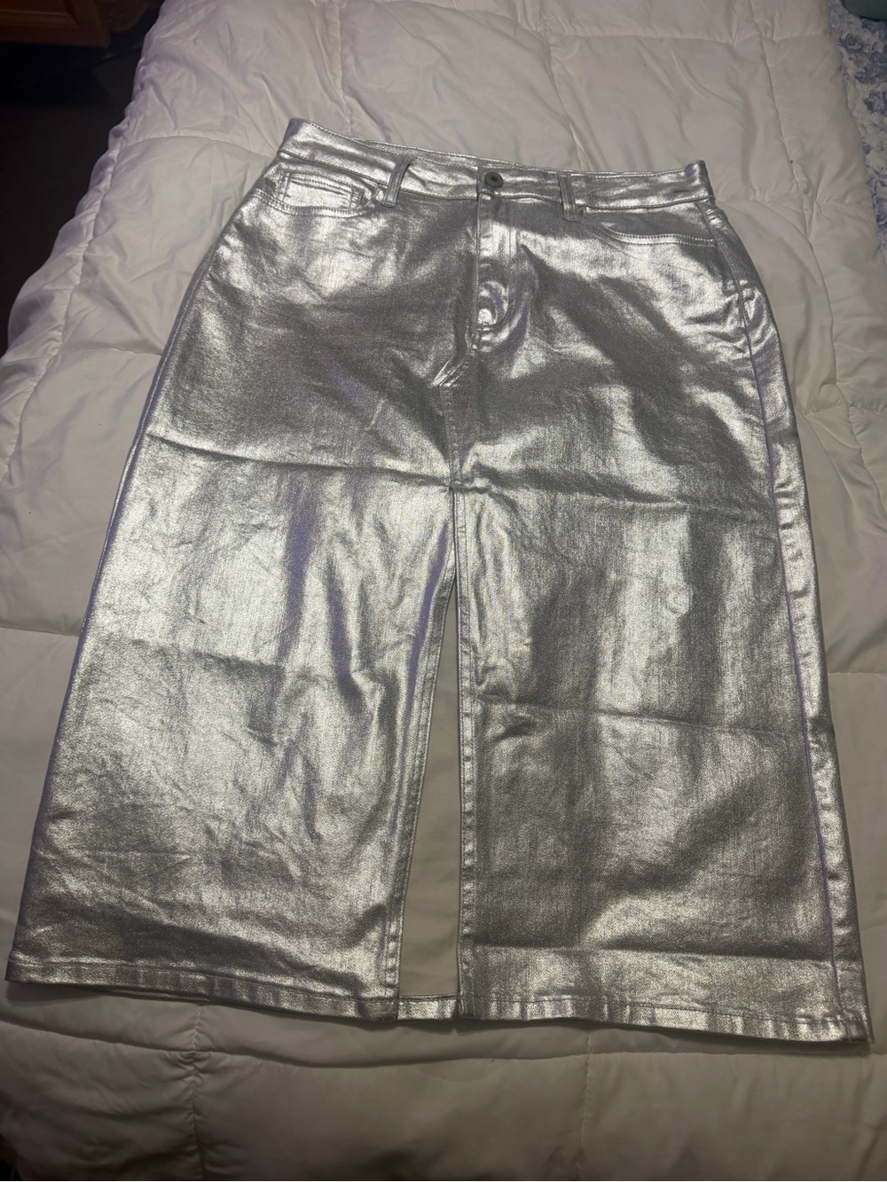 Metallic Silver High-Waist Pencil Skirt - Picture 3 of 10